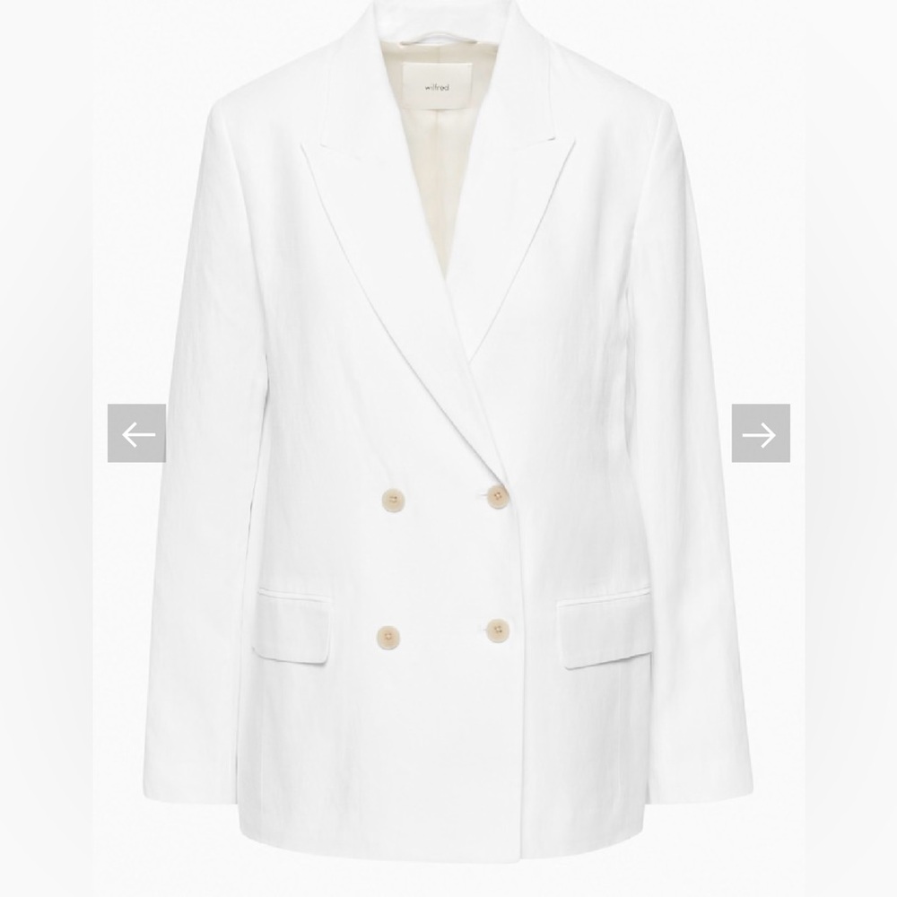Wilfred White Double-Breasted Blazer